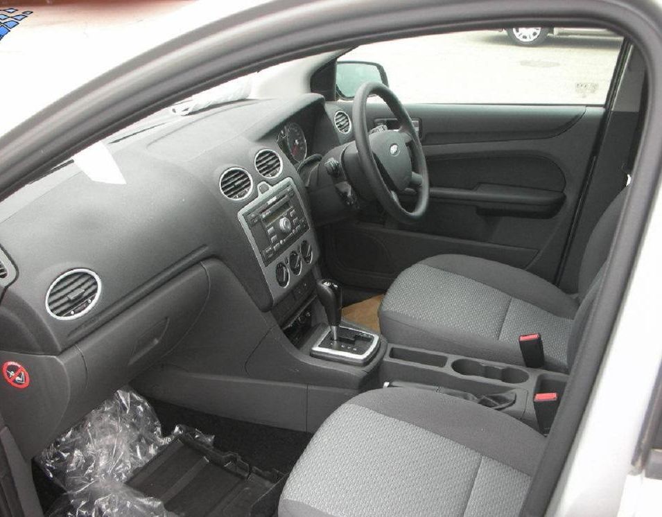  Ford Focus II, 5dr (2005-2008) :  3